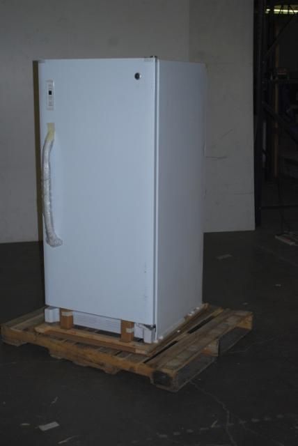 GE White 13.7 Cubic Ft Upright Freestanding Freezer FUF14SVRWW