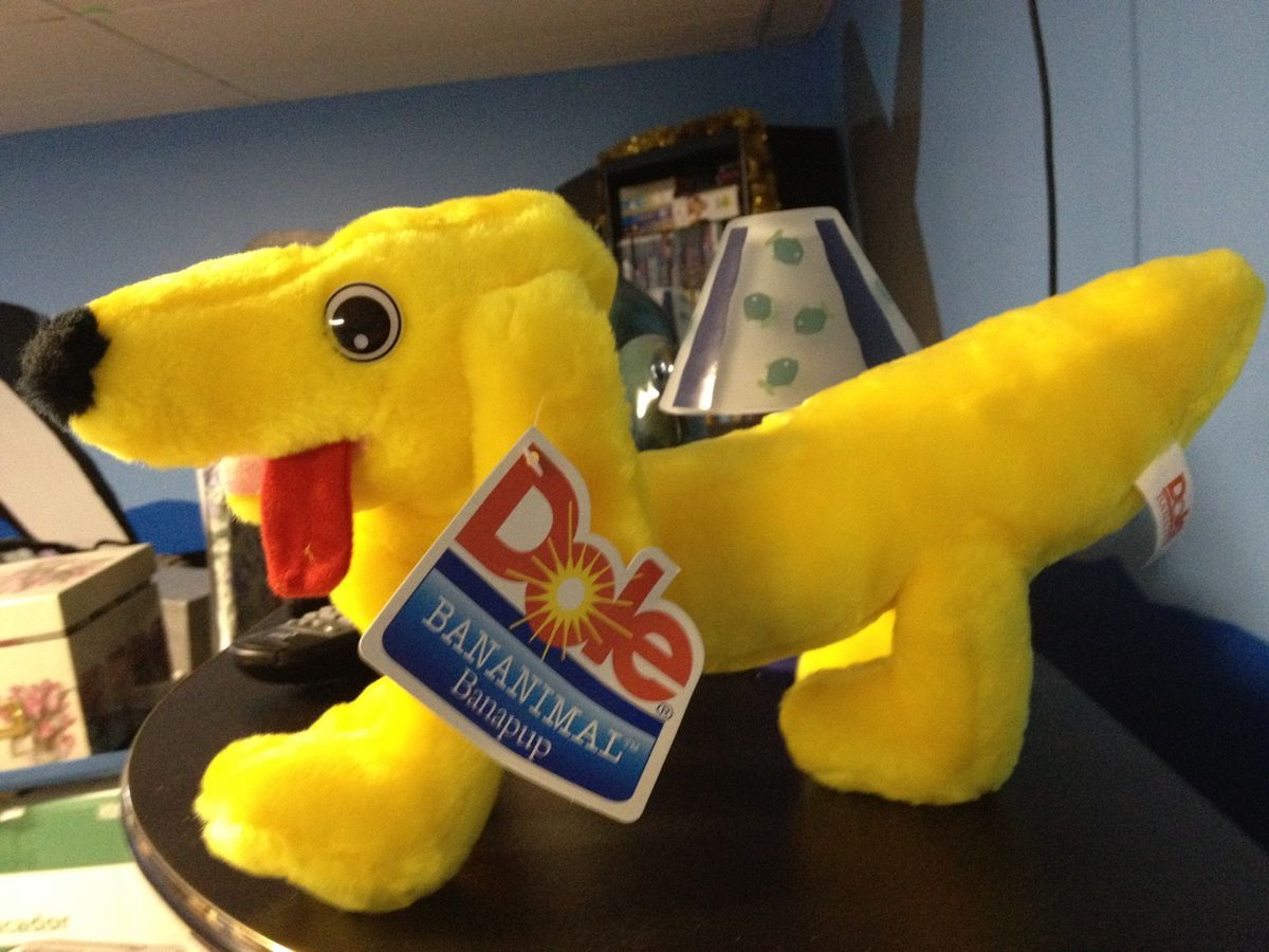 Dole Bananimal Bananapup Stuffed Plush Banana Shaped Dog NWT