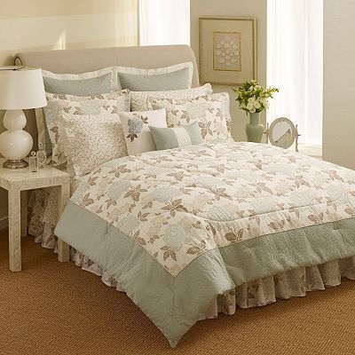 Laura Ashley Lifestyle Babington King Bedskirt 2 Shams