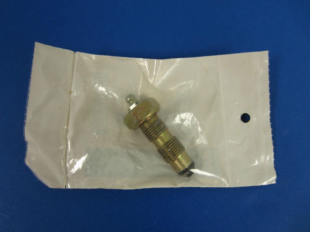   Valve for Caterpillar Track Tension Adjuster 0952927 385B 325D 312