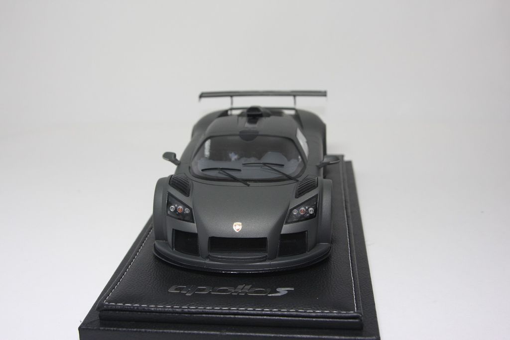 PEAKO GUMPERT APOLLO S MATTE GREY RESIN 118 MODEL CAR NEW SEALED