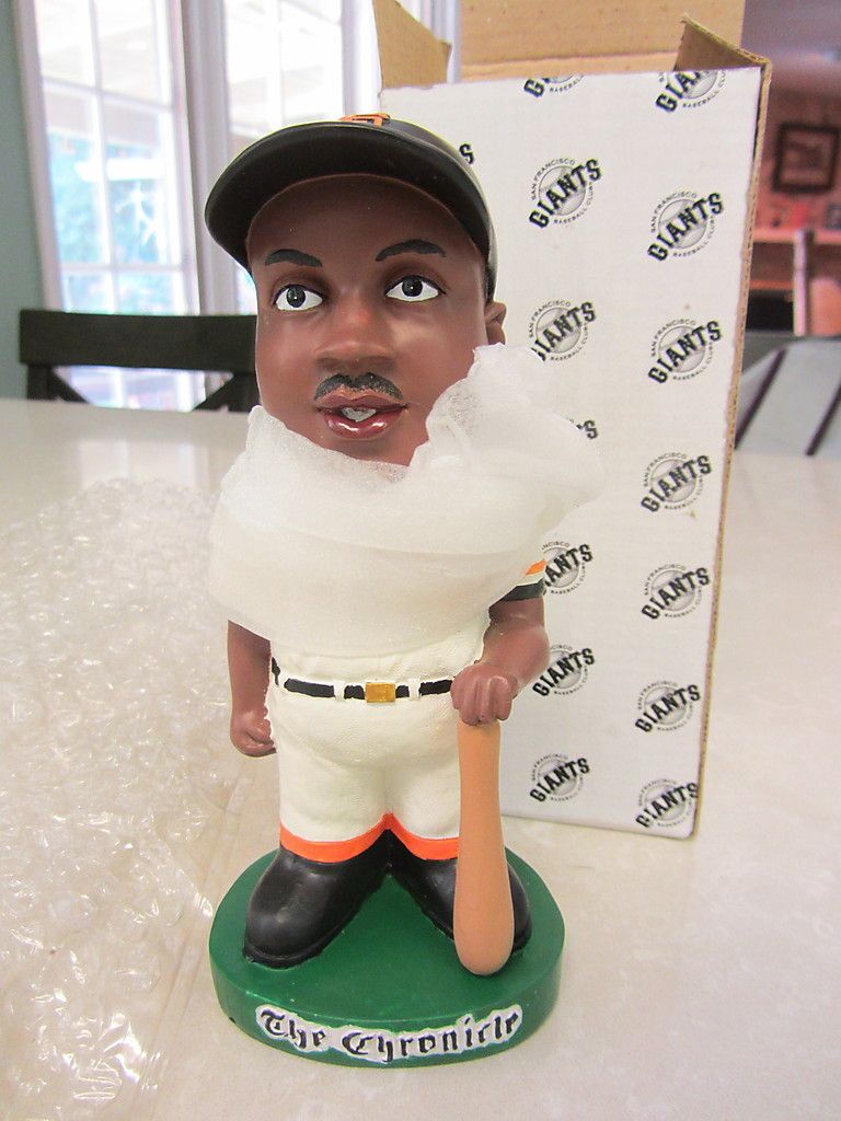 2001 Barry Bonds Chronicle Bobblehead SGA Mint in Box