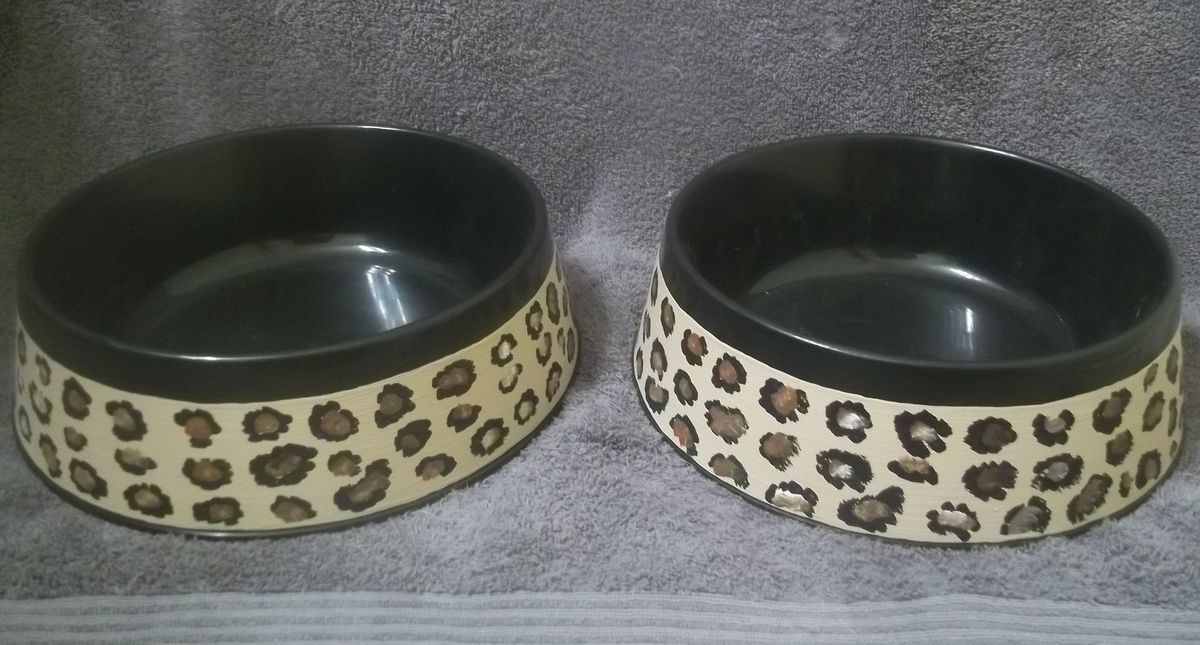 Set of 2 HAND PAINTED LEOPARD Cheetah Animal print large dog bowls 