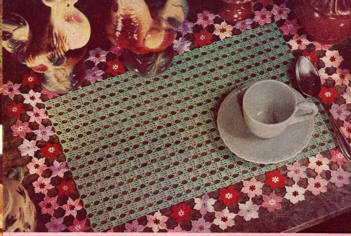 Vintage Crochet Pattern Flower Placemats Applique Three