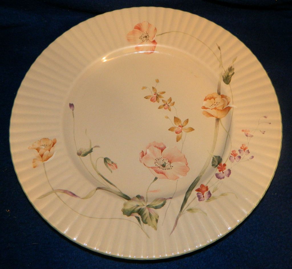   POPPY FL 752 MIKASA CLASSIC ELEGANCE FINE CHINA 11 1/4 DINNER PLATE