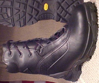 THOROGOOD MEN SIZE 6 M WATERPROOF BLOOD BORNE COMPLIANT BOOTS RAVEN 