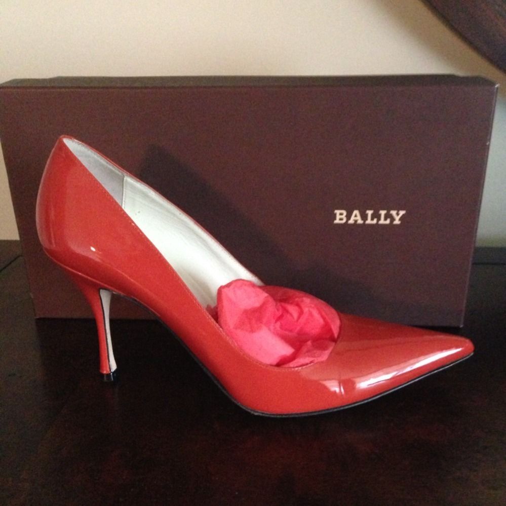 Bally Pumps Size US 8 5 Retail 385 00