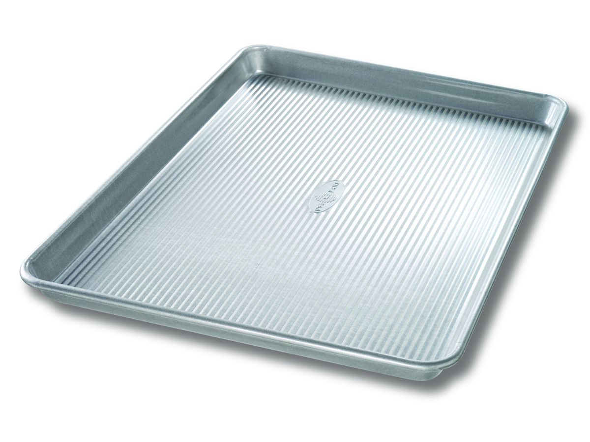 USA Pans Half Sheet Pan 13 x 18 inch Jelly Roll Baking Pan Bakeware 