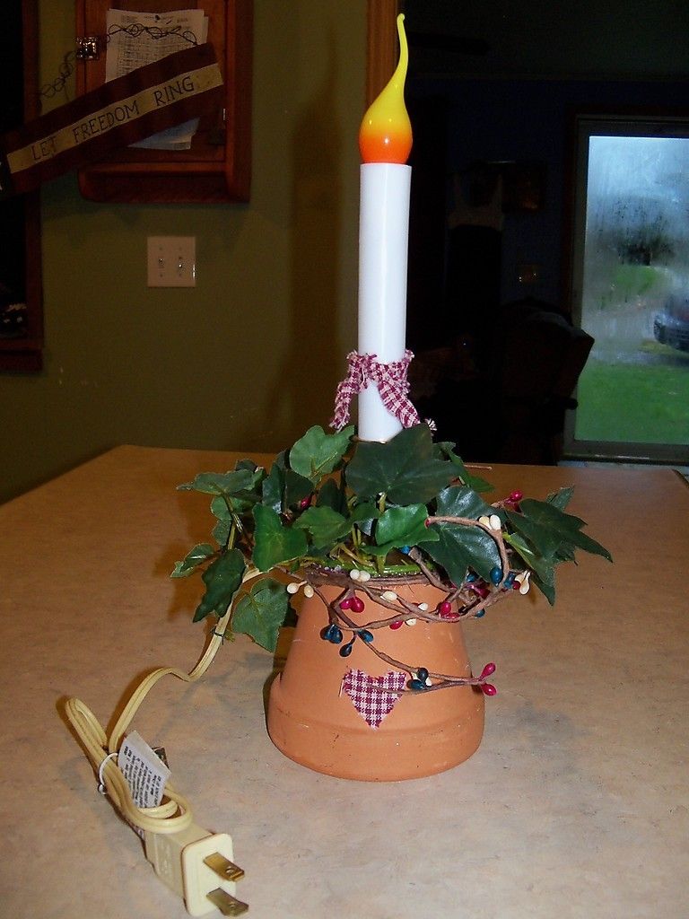 FLOWER POT night light lamp COUNTRY PRIMITIVE hand crafted vines 