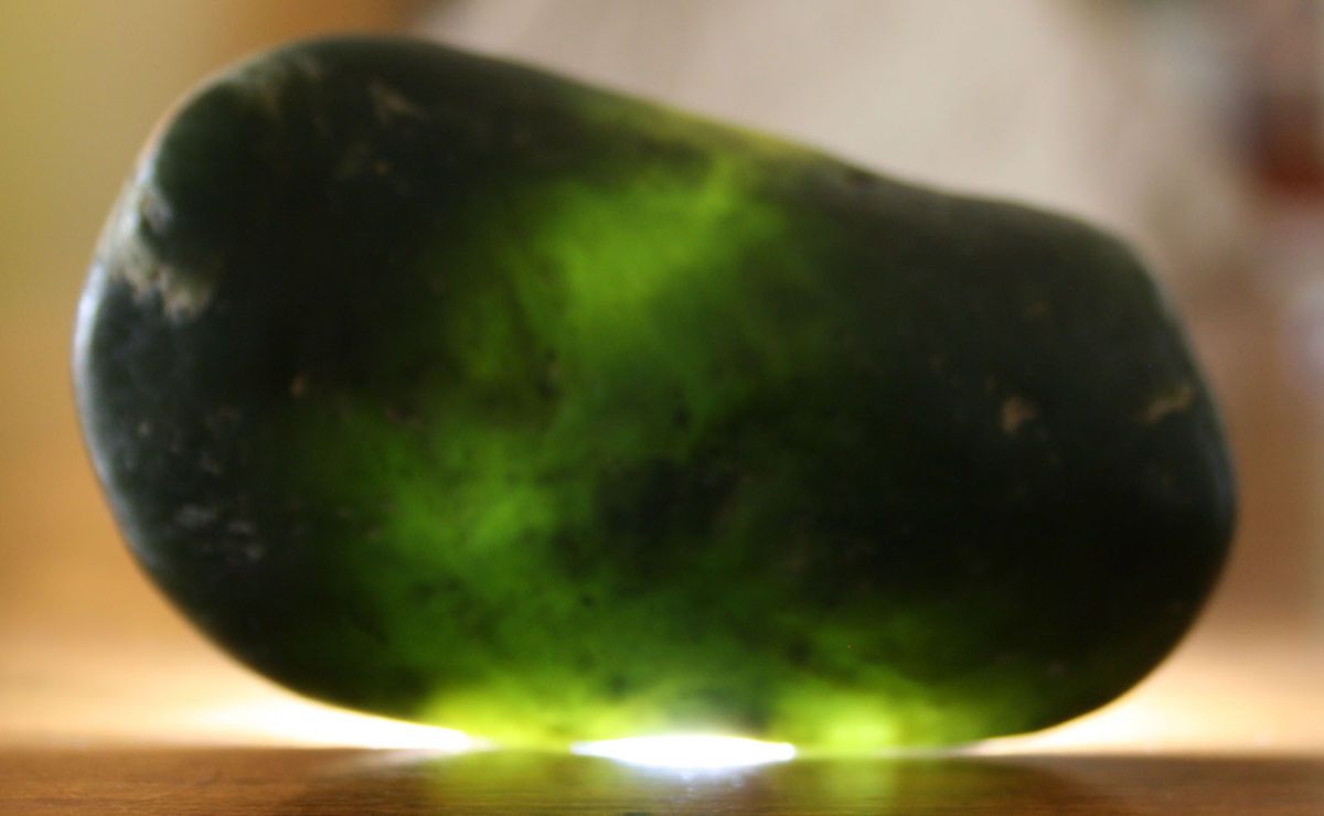 Big Sur Jade rough from California   older stone from Estate