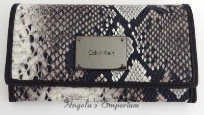 Calvin Klein Quinn Flap Continental Wallet