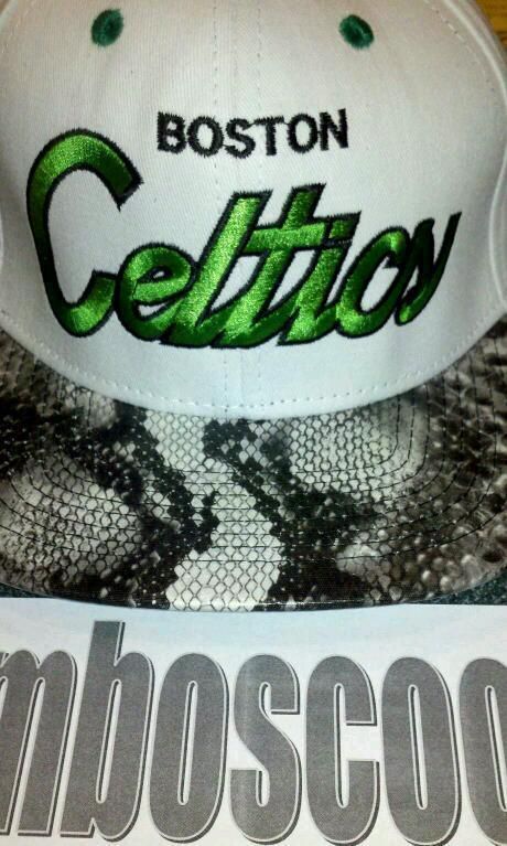 Boston Celtics Snapback Mitchel and Ness Snakeskin Faux