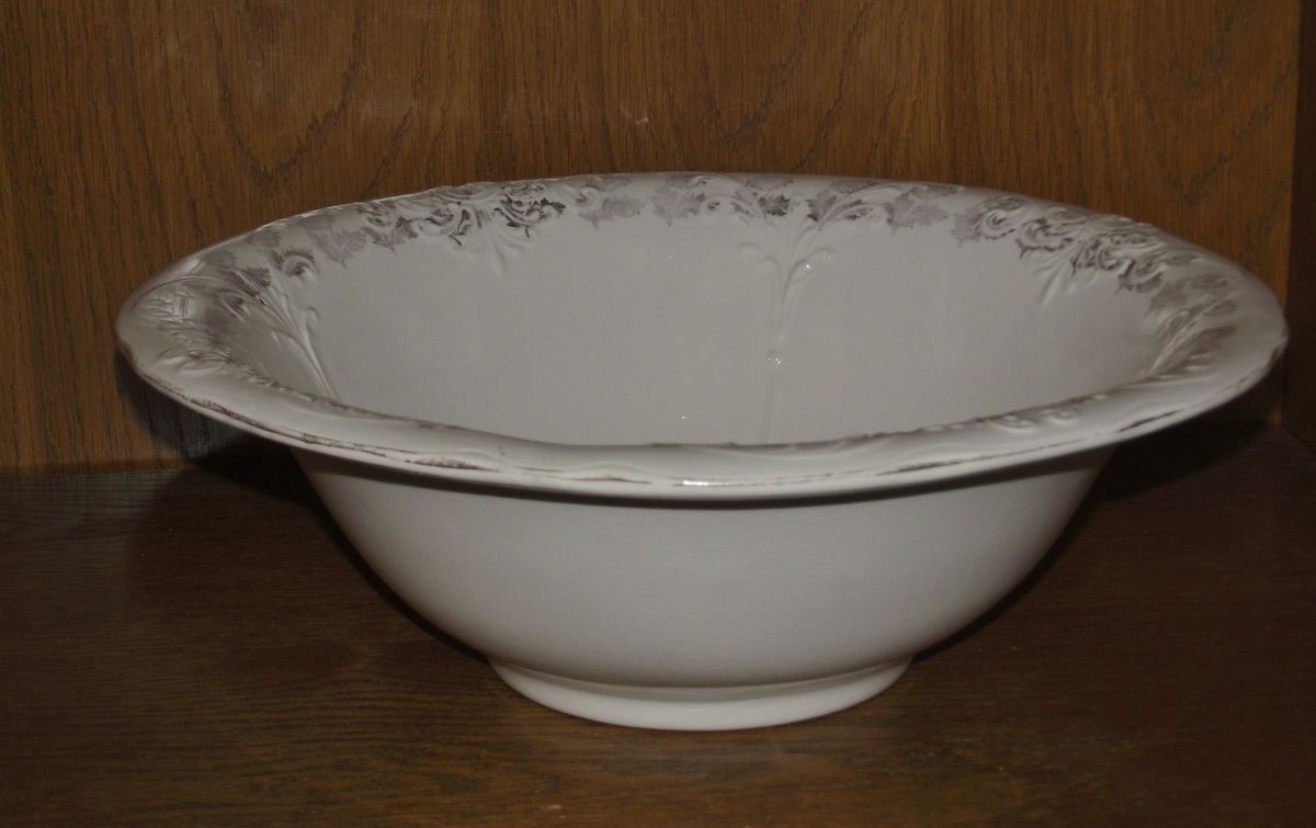 1940 Laughlin LARGE WASH BASIN BOWL 14N Gold Daisy Flower Marked NO 