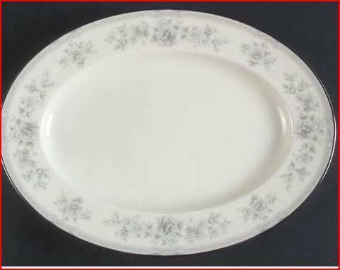 Noritake Buenavista Buena Vista Mint Meat Platter