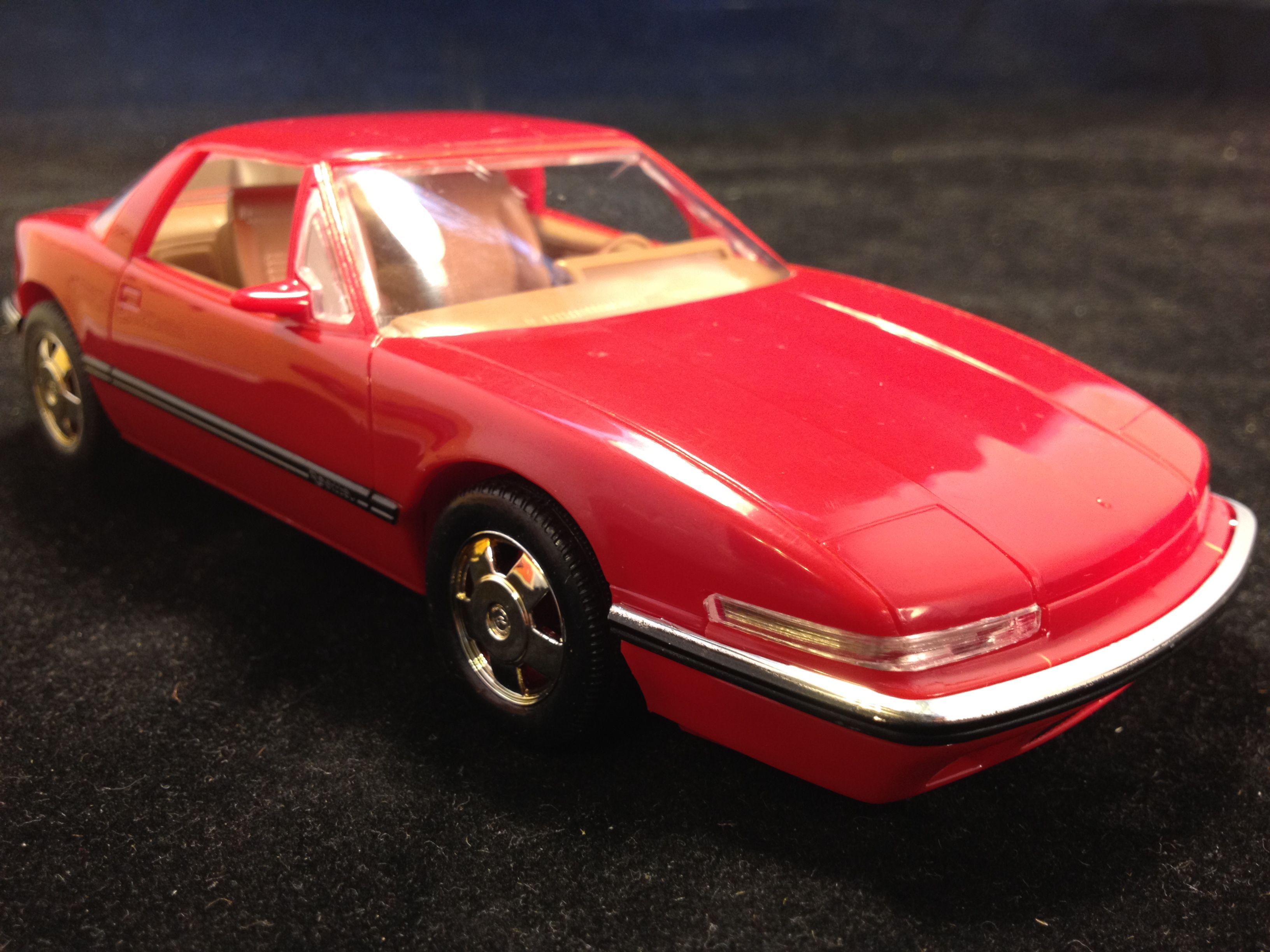 Buick Reatta Dealer Promo * with Buick box ***** 1/24th scale MADE IN 