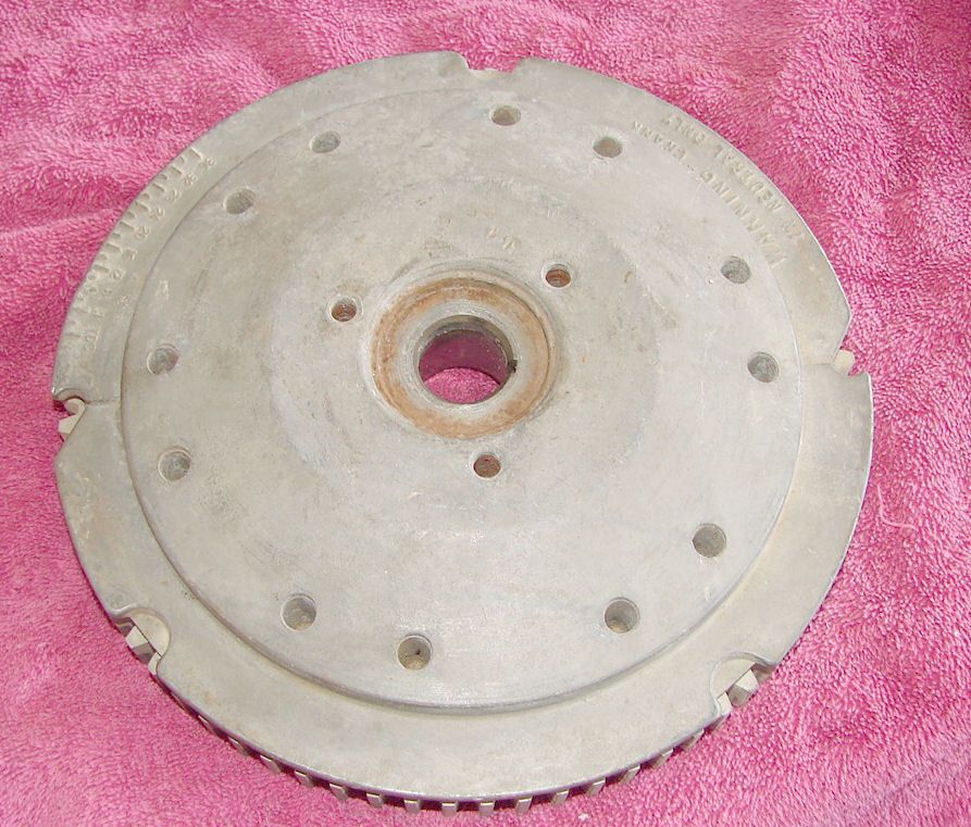 1975 Johnson 50 HP 50ESL75B Outboard Motor Flywheel assembly