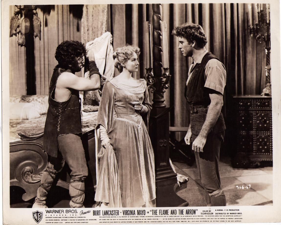 Burt Lancaster Virginia Mayo The Flame and The Arrow F14506