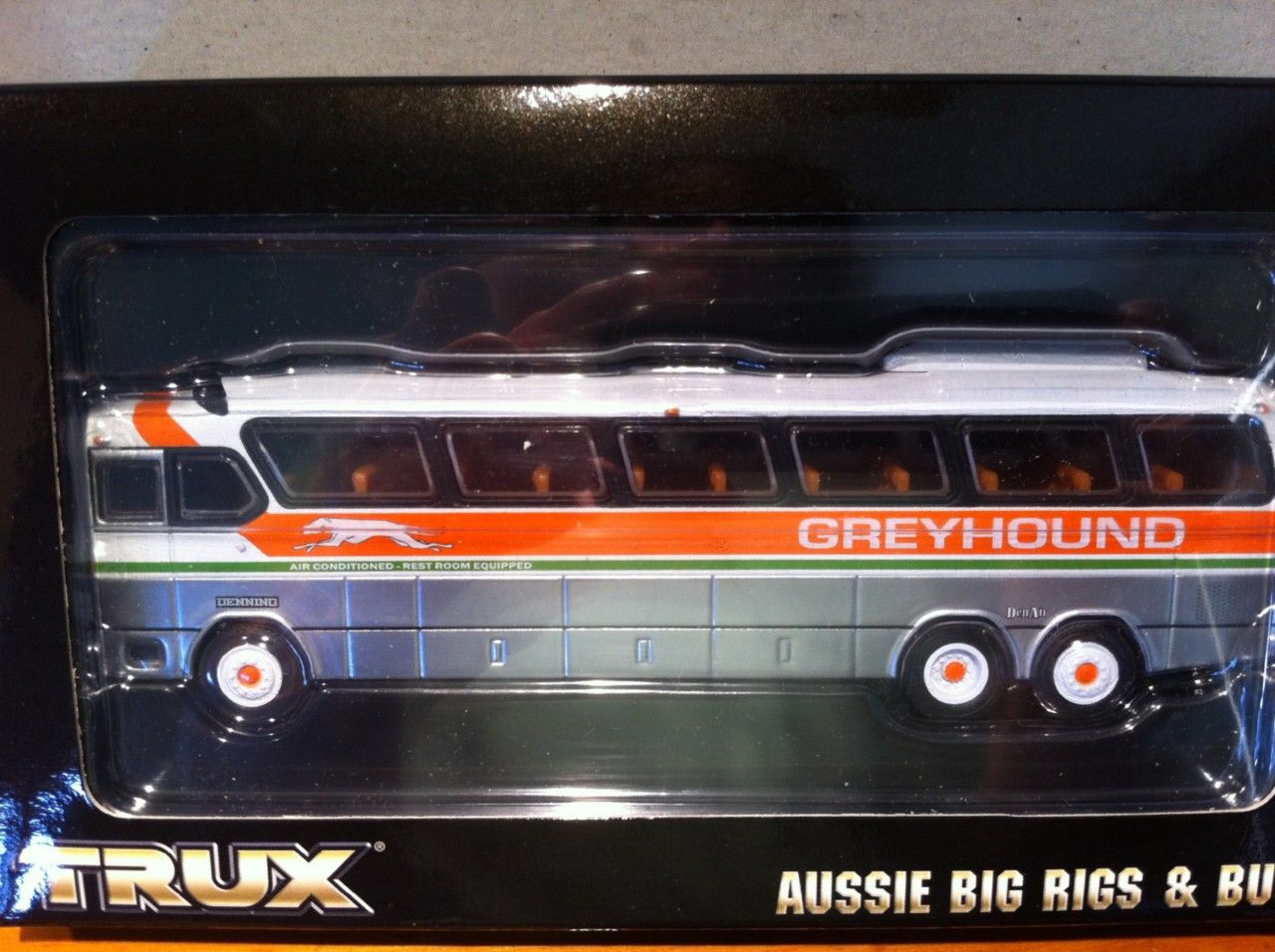 Trax Trux Denning Monocoach Bus 1 76 TX16E 1980 Greyhound