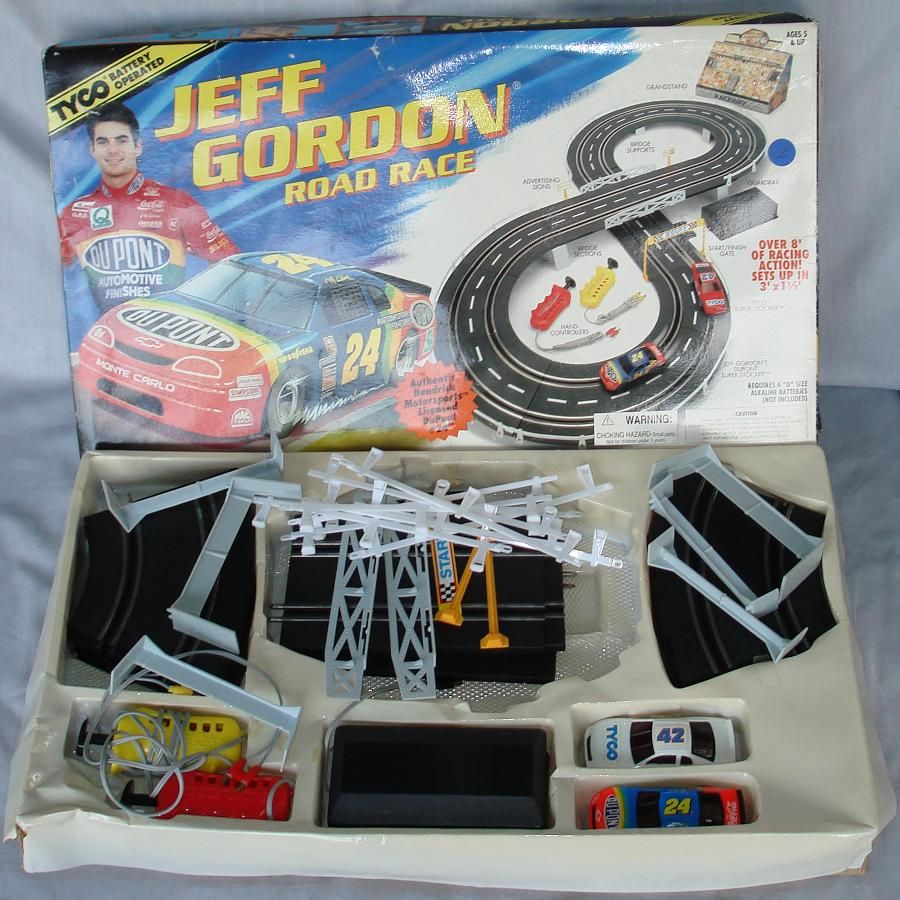 Tyco 1 43 Scale Jeff Gordon NASCAR Slot Car Road Racing