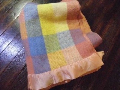 Excellent Vintage Chatham North Star Pastel Plaid Wool Blanket Satin 