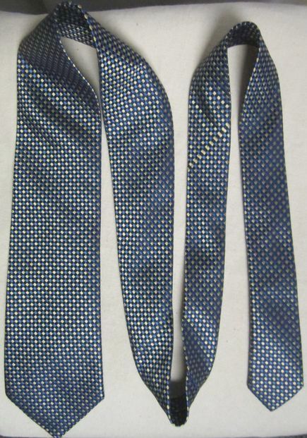 description charvet silk blue gold tie charvet place vendome french 