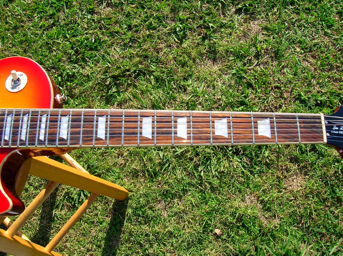   Tribute Les Paul Standard Heritage Cherry Sunburst Plain Top