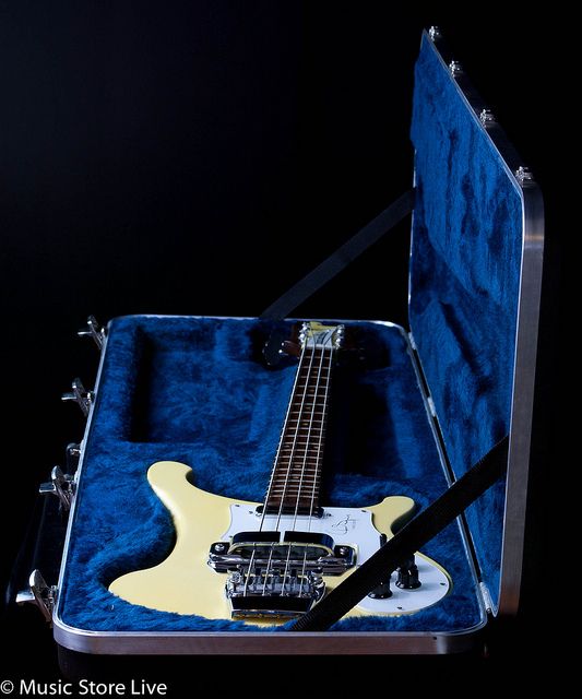 Rickenbacker ★CHRIS SQUIRE★ 4001 Bass ★★