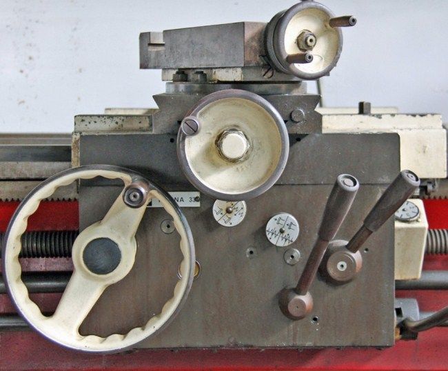 Clausing Colchester 17 x 80 Geared Head Lathe with 10 ROHM Chuck