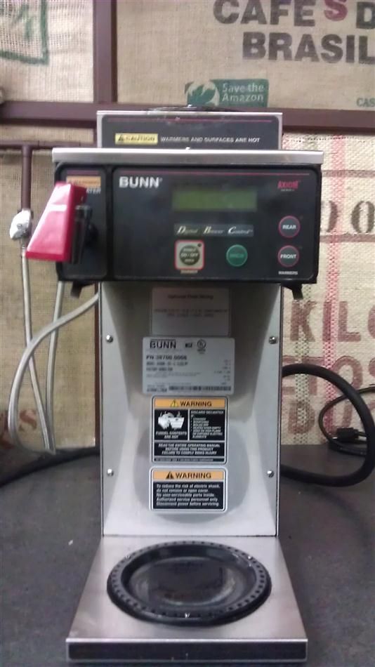 Bunn Axiom Digital Coffee Brewer Maker 3 Three Heating Plates Brewing