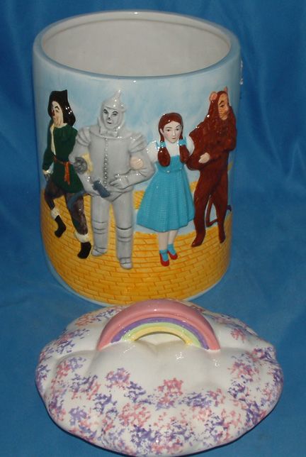  lots more cookie jars in my  store thanks for looking will