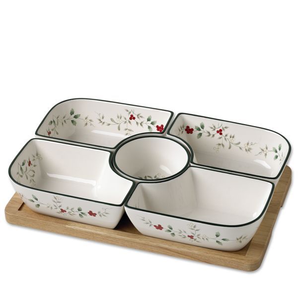 Pfaltzgraff Winterberry 5 PC Serve Set w Wooden Tray