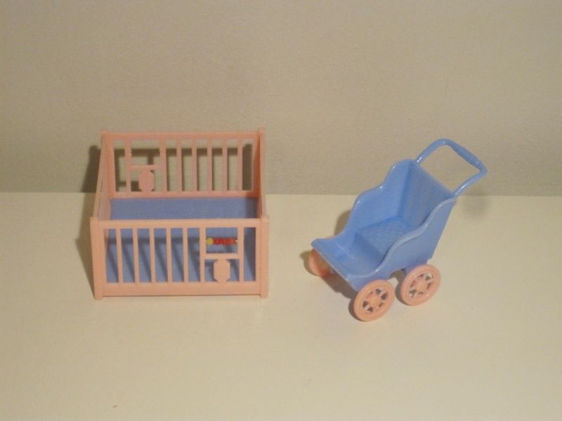 Vintage Renwal Dollhouse Furniture Stroller Crib Pink Blue