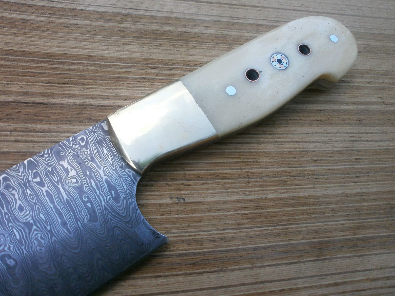 SIZE& MEASUREMENT   KNIFE OVERALL IS 12.00 ” INCHES, AND BLADE