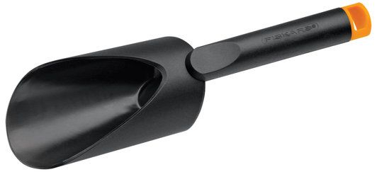 Fiskars 7068 Soil Scoop Lite Scooper Garden Plant Grow