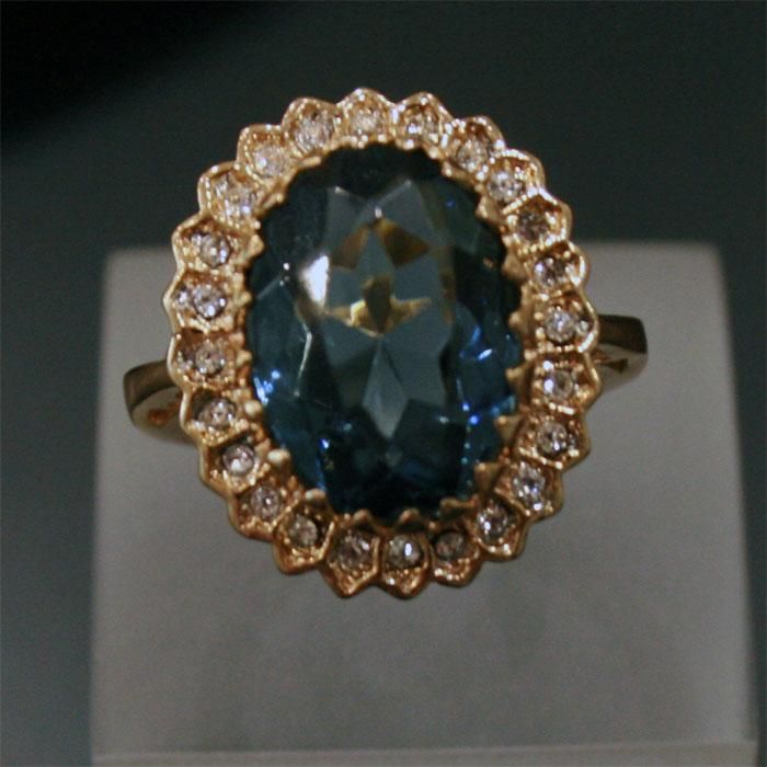 The Princess Diana Engagement Ring with Austrian Crystal Hand Made in
