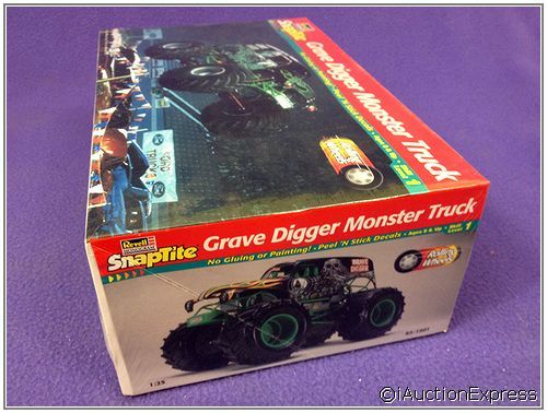 Revell Monogram 85 1901 ★ SnapTite Grave Digger Monster Truck