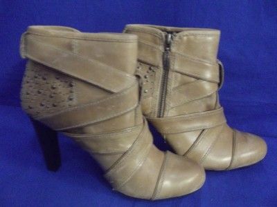 DKNYC Tan Caramel Leather Womens Shoes Size 9 5 Ankle Boots Heels