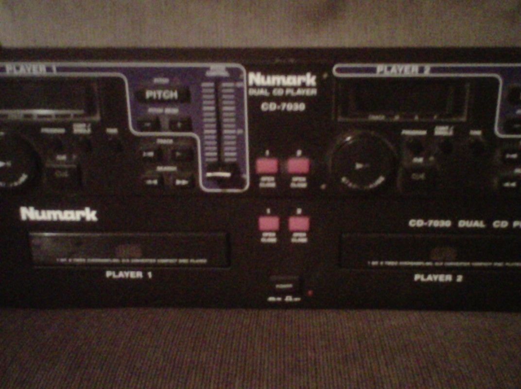  Numark Dual CD Player 7030