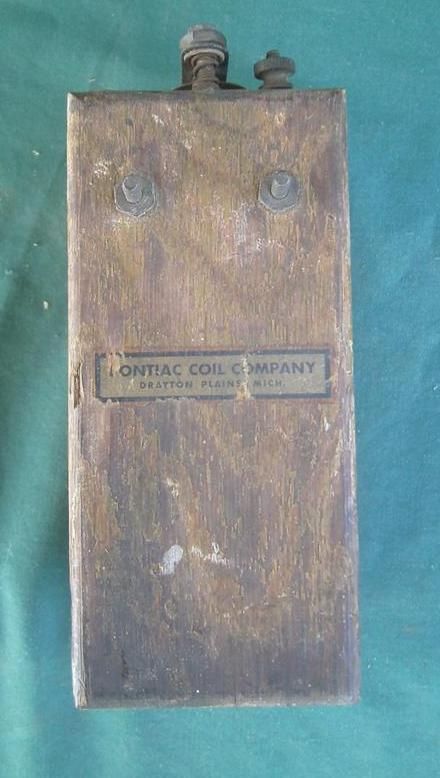  WOODEN BOX BATTERY PONTIAC COIL COMPANY DRAYTON PLAINS, MICHIGAN PARTS