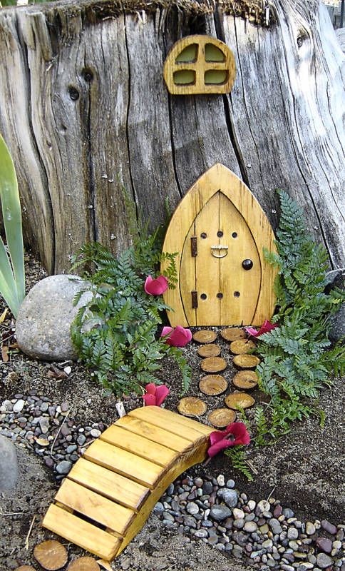 Miniature Garden Fairy Gnome Hobbit Elf Troll Door Pine Kit 7