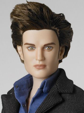 Tonner Dolls Distant Devotion Edward Cullen Twilight