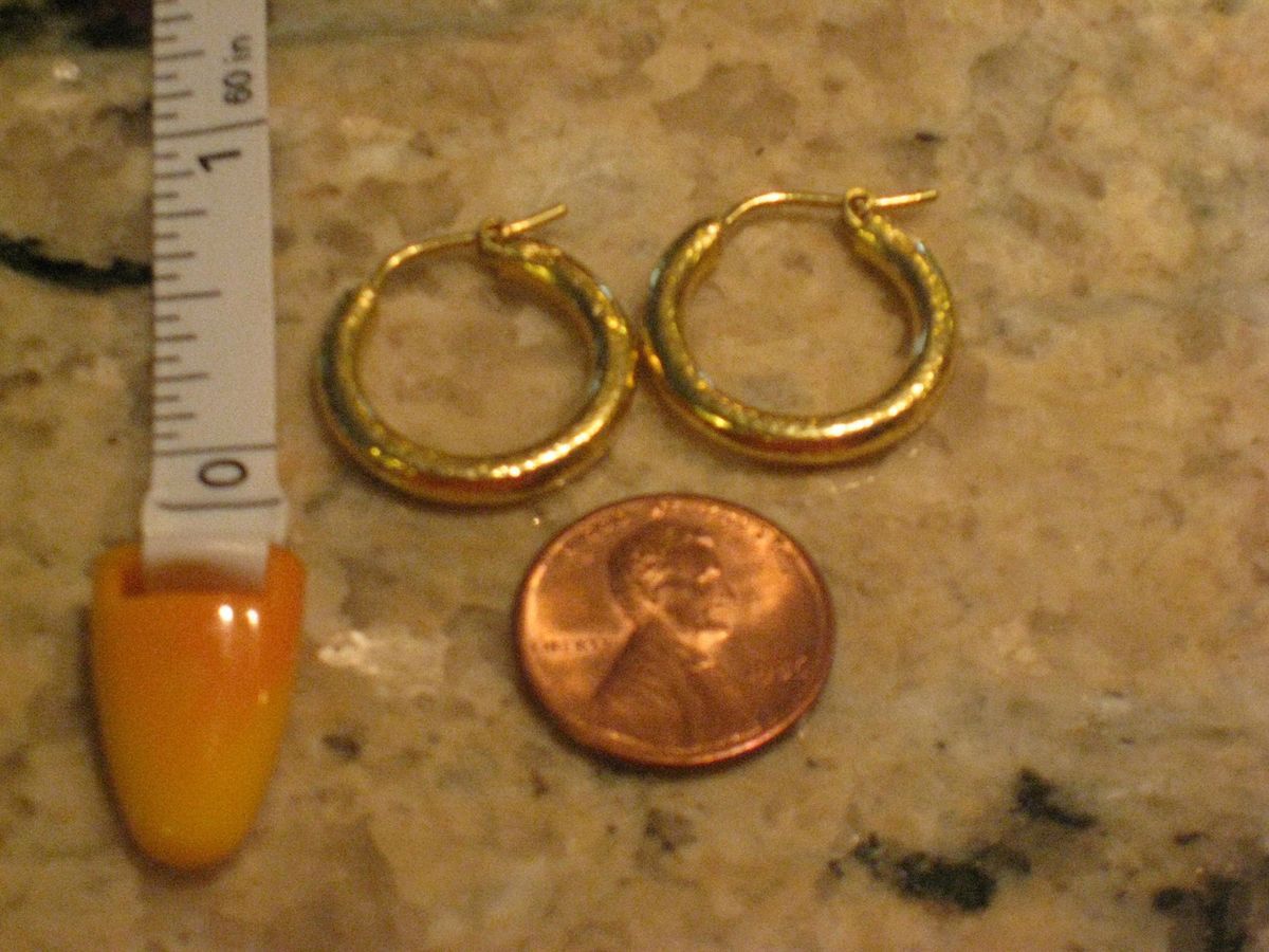 Elizabeth Locke Large Size Baby Hoop Earrings Temple St Clair