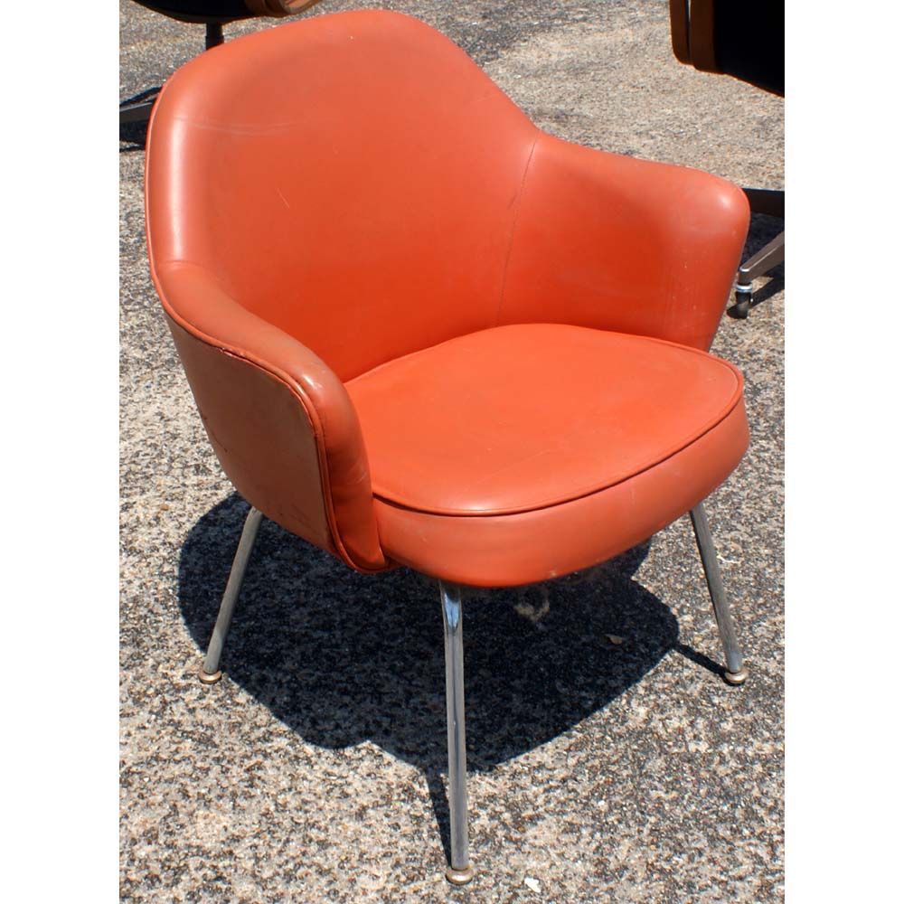 knoll eero saarinen this is for one chair the chair is a reddish