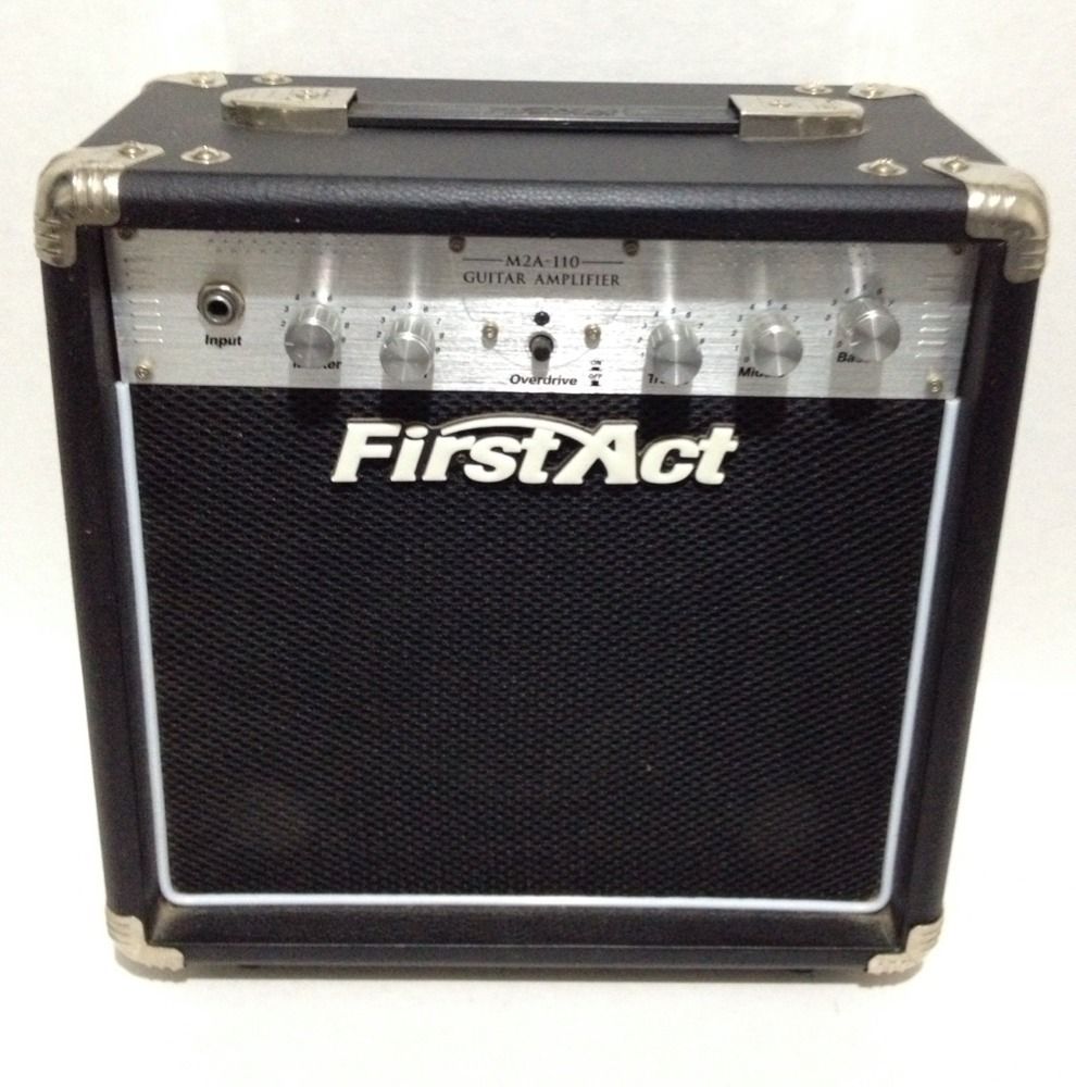 First Act Guitar Amplifier / Loudspeaker M2A 110 Guitar Amp Very Nice