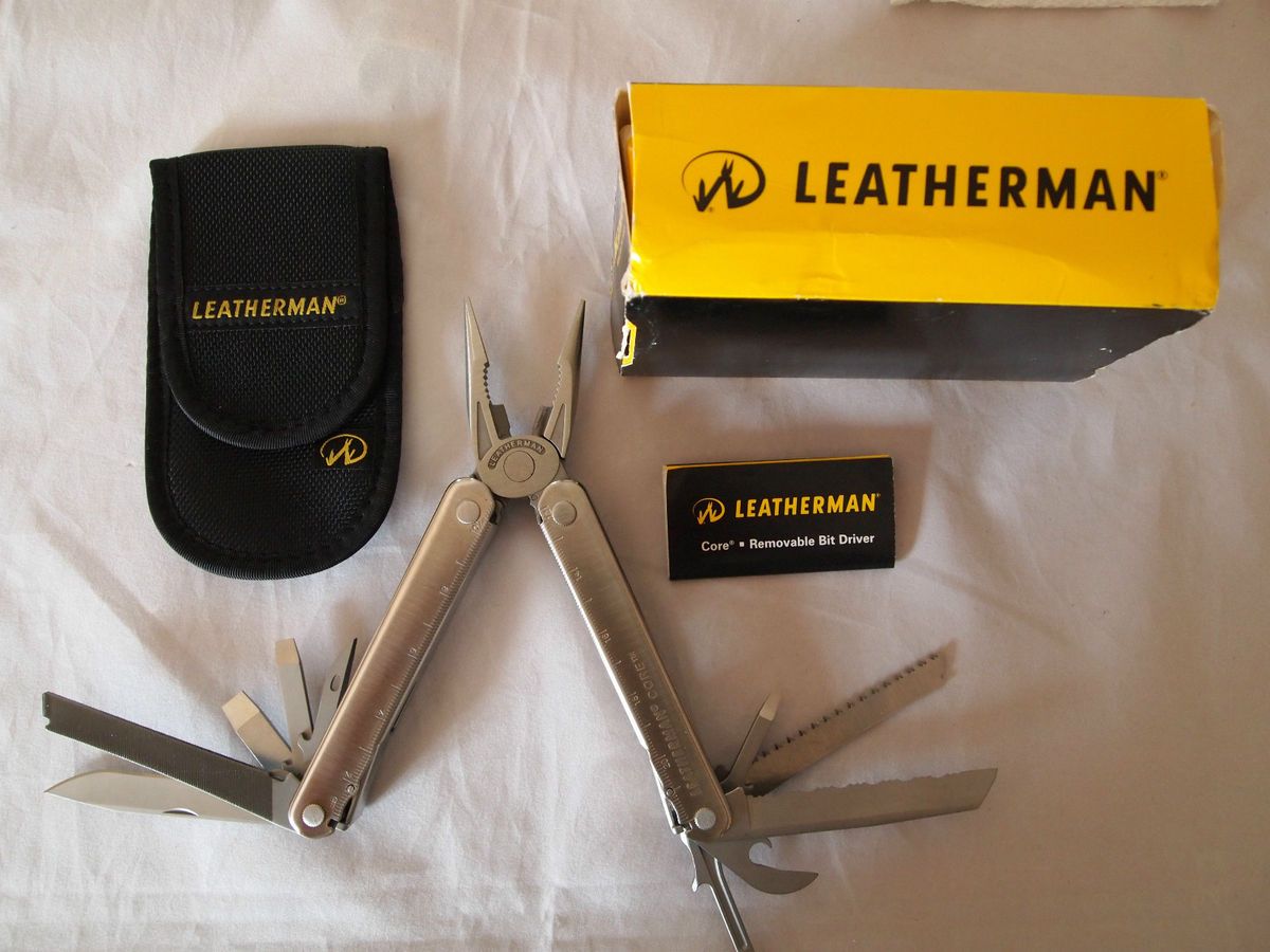 LEATHERMAN CORE SURVIVAL HUNT FISH CAMP MULTI TOOL WITH NYLON SHEATH