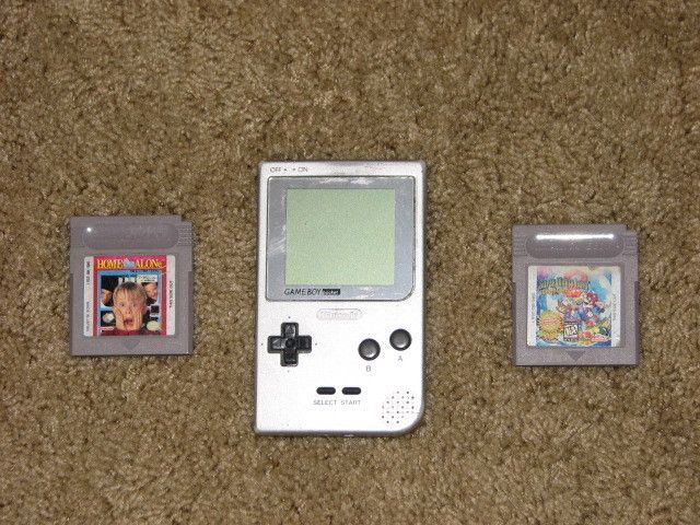 Nintendo Gameboy Game Boy Pocket Silver 2 Games