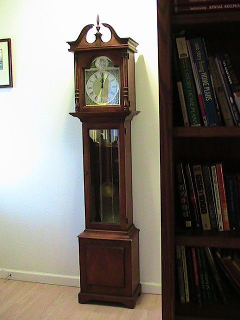 Vintage Howard Miller Tempus Fugit Grandmother Clock On Popscreen