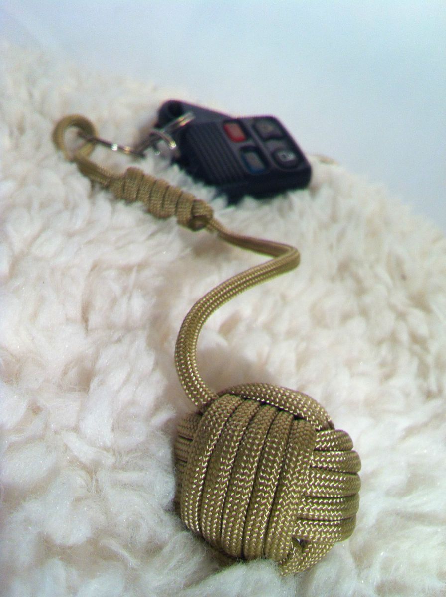  Metal Core Gold Paracord Monkey Fist Ball Keychain Lanyard