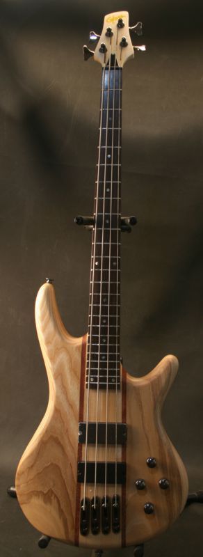 Gitano Electric Bass Neckthru Swamp Ash Active PU 4ST N