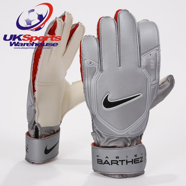  Grip Fabien Barthez Junior Goalkeeper Goalie Gloves RRP£12